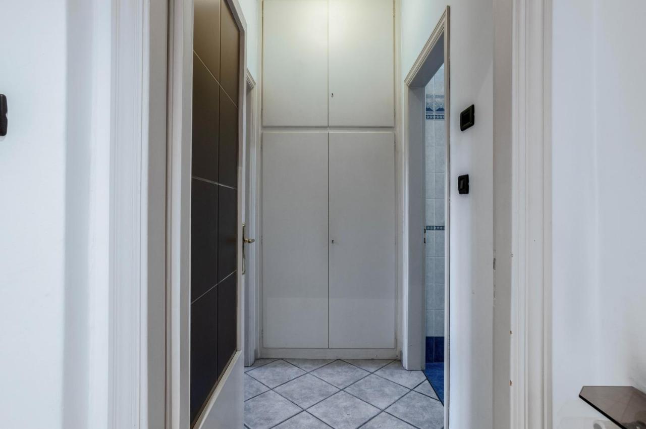 Lucca Roomy Apartment With Balcony And Parking! Kültér fotó